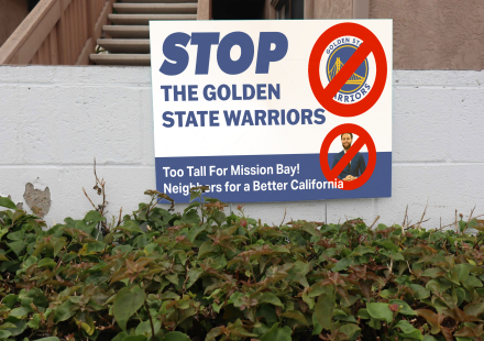 Yard sign protesting the Golden State Warriors